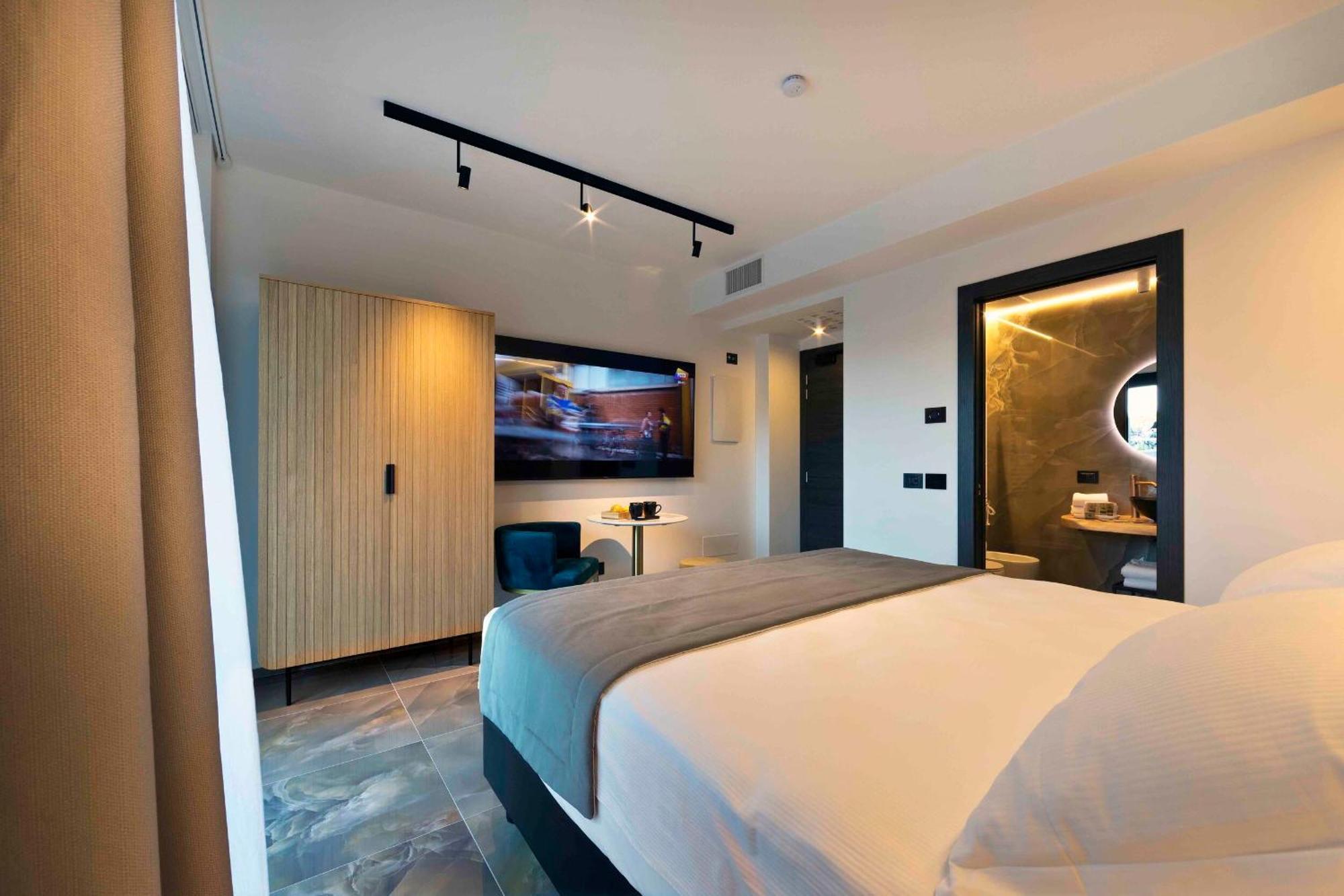 Boutique Hotel Sirmione Exterior photo