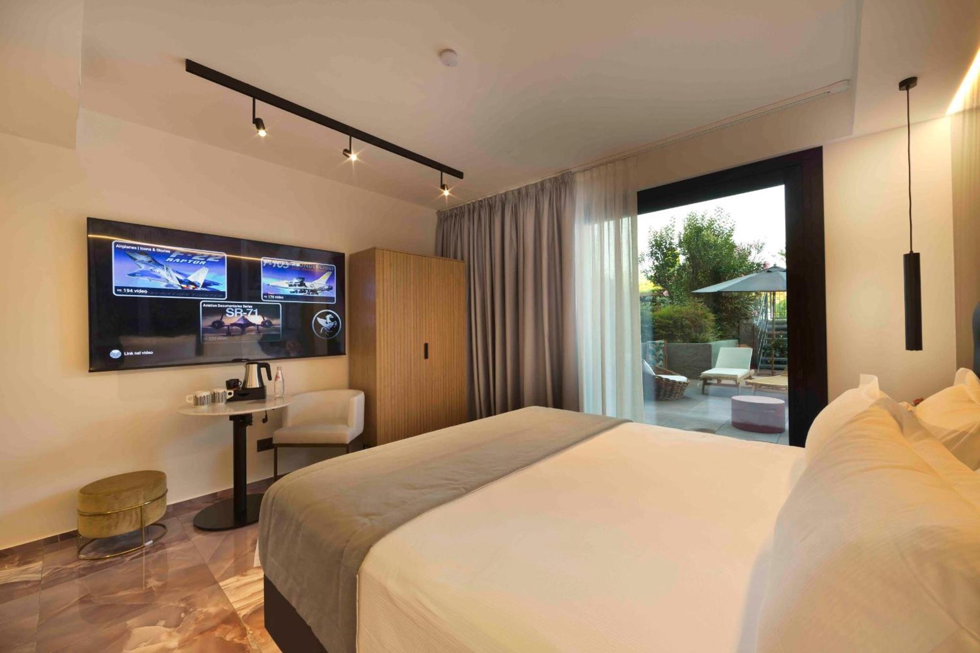 Boutique Hotel Sirmione Exterior photo